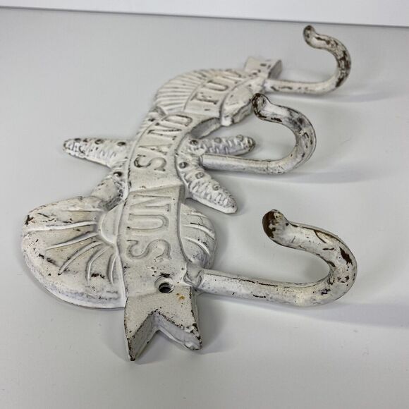 Beachy Cast Iron Key Hook Sun Sand Fun Beach Shell Starfish Chippy Nautical - Picture 4 of 10